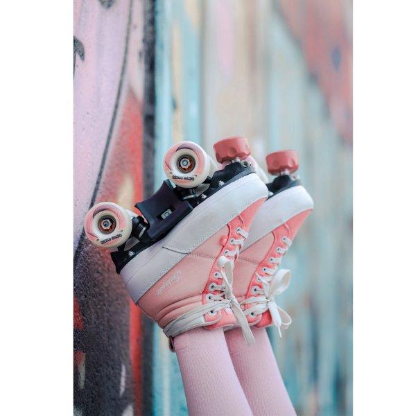 Chaya Park Kismet Barbiepatin Skate