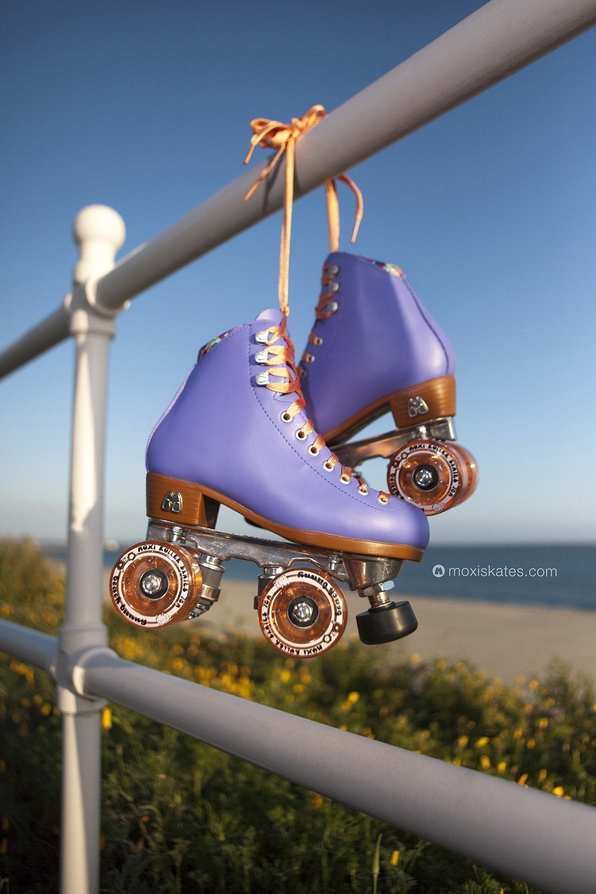 Moxi Beach Bunny Periwinkle Skates - ON SALE