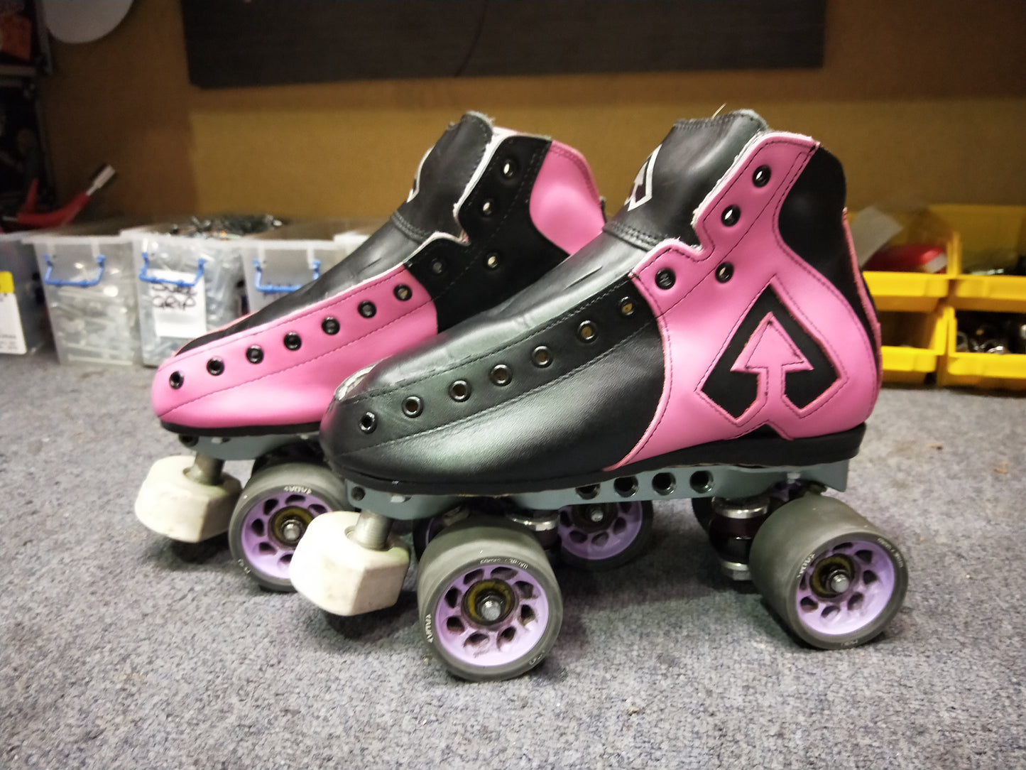 Rollschuhhalterung