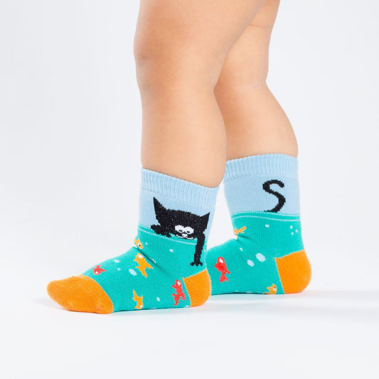 Sock it to Me Gone Fishin Kleinkind Crew Socken