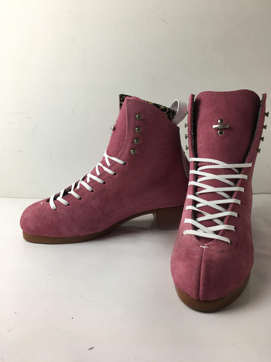 Moxi Jack Strawberry Boots US 6